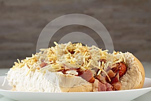 Hot dog cachorro quente bacon salada lanche photo
