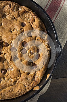 Hot Homemade Chocolate Chip Skillet Cookie