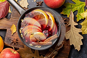 Hot mulled wine