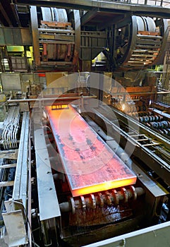 Hot plate on industrial conveyor