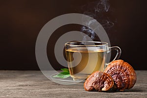 Hot Reishi Mushroom Lingzhi tea