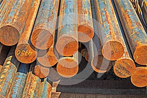 Hot-rolled round steel bars