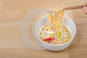 Hot and spicy lap instant noodle