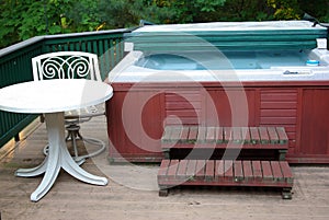 Hot tub with table