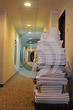 Hotel room cleaning trolley