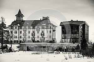 Hotel na Štrbskom plese, Vysoké Tatry, Slovenská republika, bezfarebný