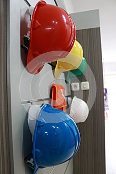 hoto of safety helmet, this helmet is usually used by construction workers