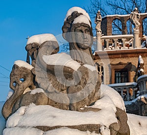 house of crazy Ukrainian sculptor