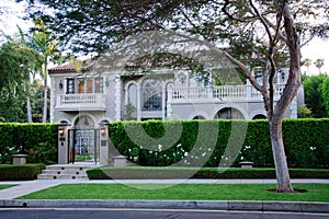 House with frontyard and garden path