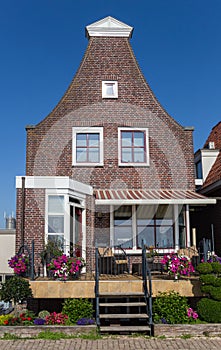 House and garden in the historic center of Volendam