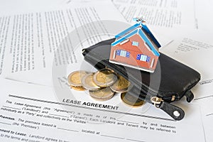 House lease agrrement, concept image, living costs