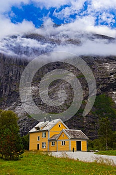 House near Trollstigen - Norway