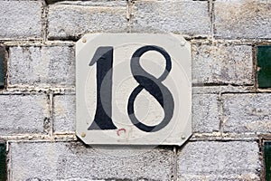 house number eighteen 18