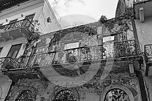 House ruin in casco viejo the historic city of panama city in black and white photo