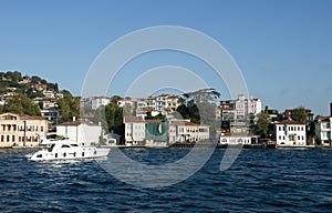 Houses, Homes, Ocean Front Property on Water