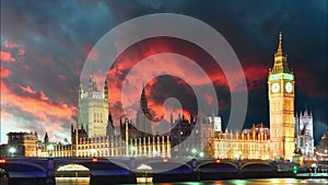 Houses of parliament - Big ben, London, UK, time lapse