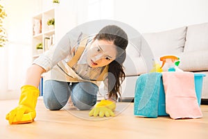 Housewife scrub hardly cleaning floor