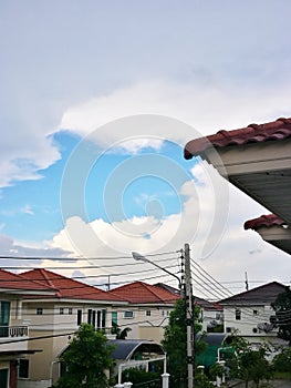 Housing Aatmosphere in Asia Under The Clouds