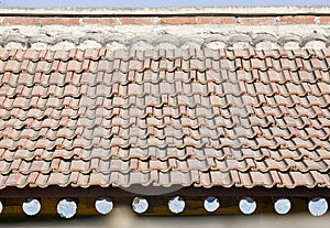A HOUSING ROOF