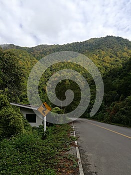 How many curves in Na-Tong, Phrae Province