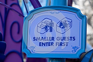 How to Enter a Ride in Disneyland
