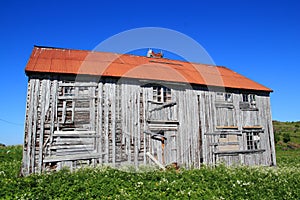 How to repair wooden houses in Lofoten