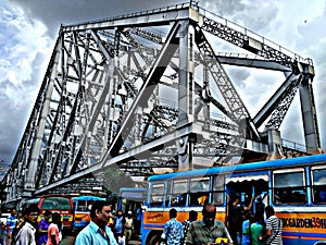 THE HOWRAH BRIDGE IN KOLKATA