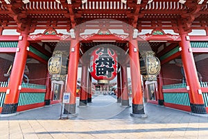 Hozomon entrance gate to sensoji temple at Tokyo, Japan