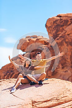 Hppy father and his daughter in zion national park