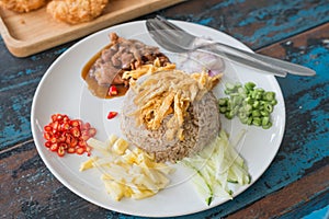 hrimp Paste Fried Rice with Condiments