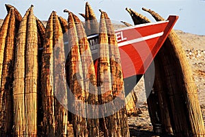 HUANCHACO, TRUJILLO, PERU: Reed canoes called \