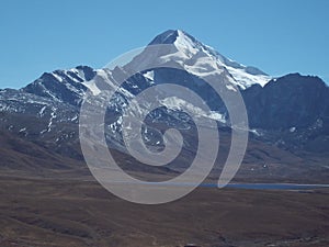 Nevado Huayna Potosi - La Paz - Bolivia photo