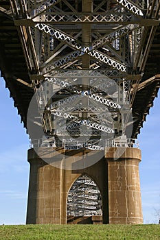 Huey P Long Bridge