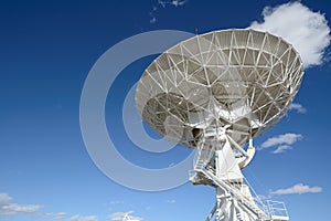 Huge antenna dish at Very Large Array