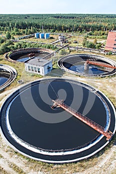 Huge circular sedimentation tank