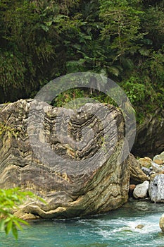 Taiwan, Hualien, Taroko, Scenic Area, Shakayu Stream, Stream, Giant Stone photo