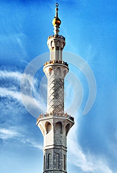 Huge Minaret