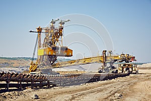 Huge mining machine