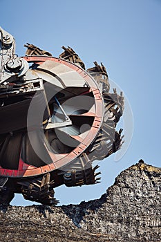 Huge mining machine