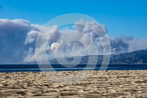 Huge Smoke Clouds from Woolsey Fire Burning