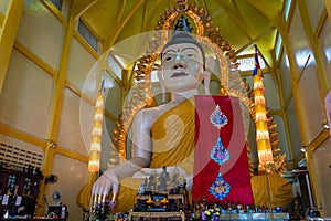 Huge statue of the Buddha in the Sakya Muni Buddha Gaya Temple, Singapore