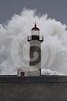 Huge stormy wave splash