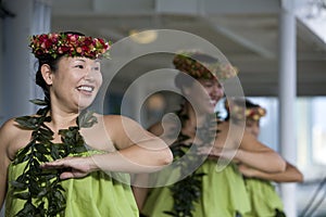 Hula Dancers 3