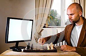 Human chess player against computer