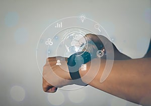 Use smart wacth to access big data