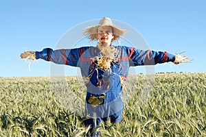Human scarecrow