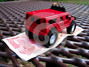 Hummer toy