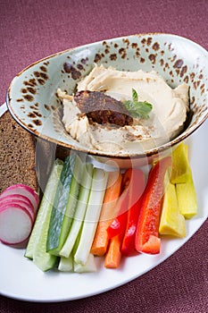 Hummus platter with vegetables