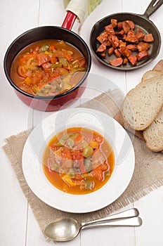 Hungarian letcho with bread and kolbasz