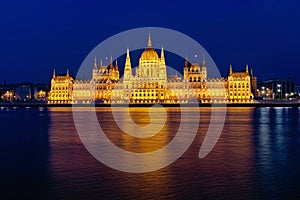 Hungarian Parlament & Blue Hour